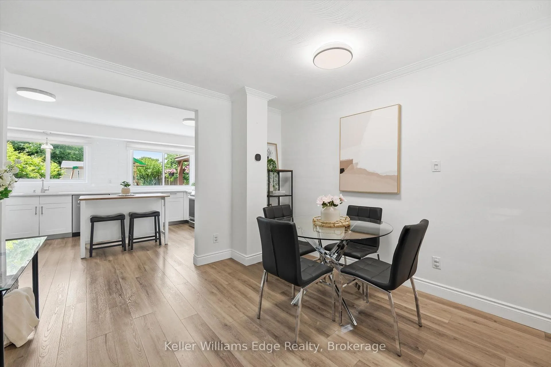 Photo 6 of 4493 Bennett Road, Burlington, Shoreacres — HOMEH