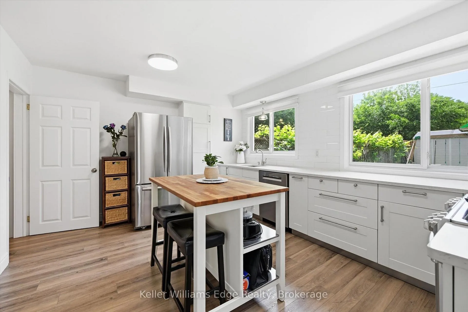 Photo 9 of 4493 Bennett Road, Burlington, Shoreacres — HOMEH