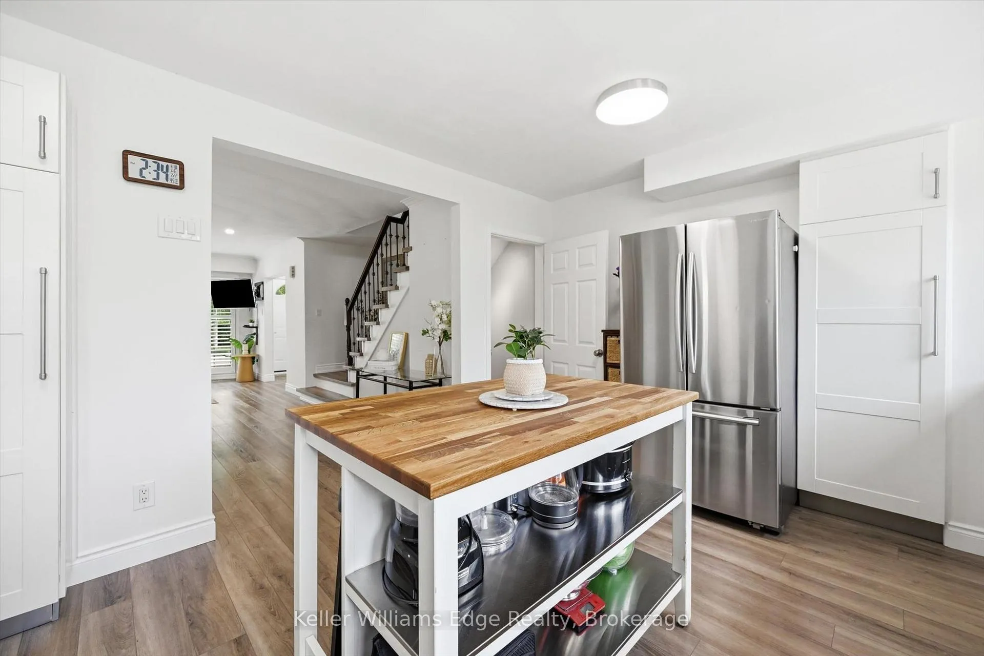 Photo 10 of 4493 Bennett Road, Burlington, Shoreacres — HOMEH