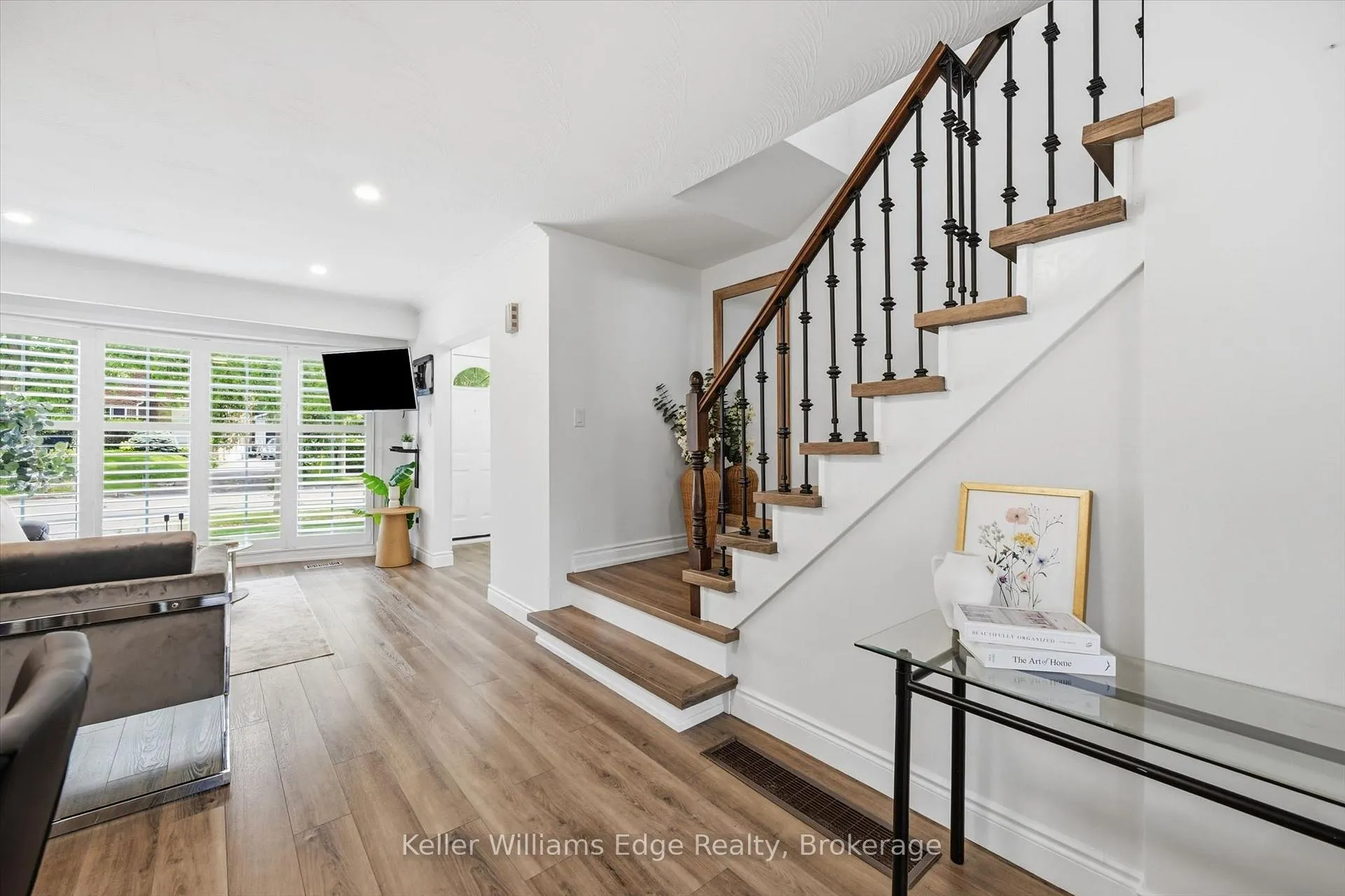 Photo 14 of 4493 Bennett Road, Burlington, Shoreacres — HOMEH
