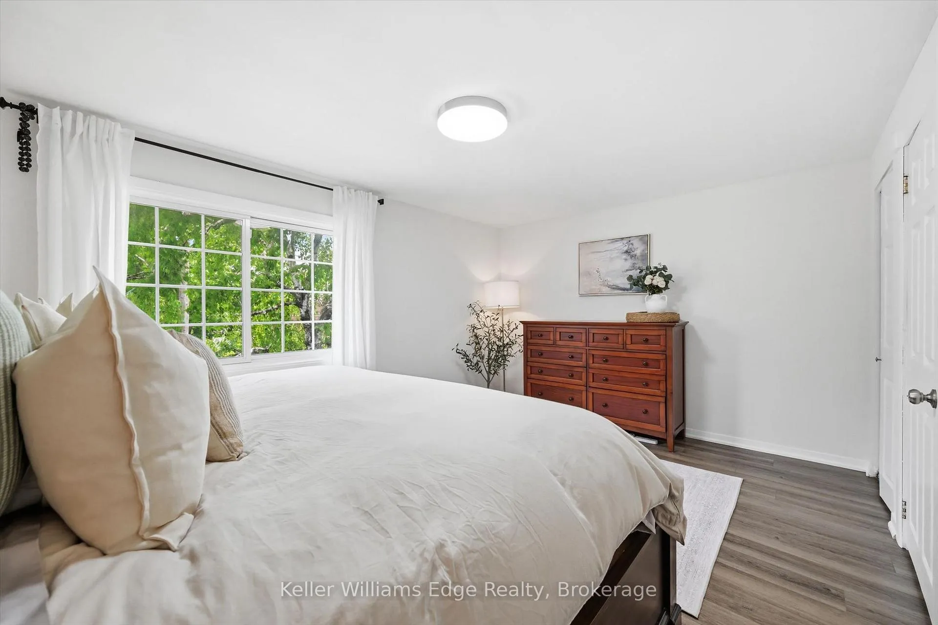 Photo 23 of 4493 Bennett Road, Burlington, Shoreacres — HOMEH