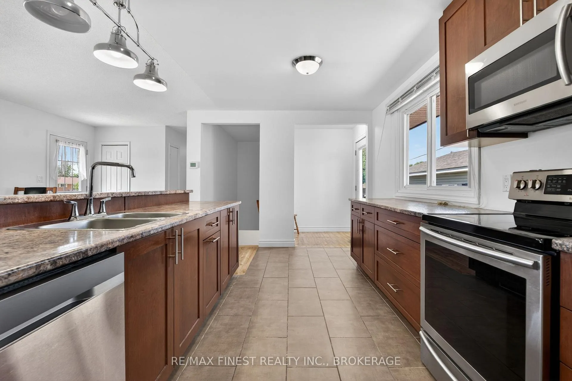 Photo 12 of 27 Asbury Road, Loyalist, Amherstview — HOMEH