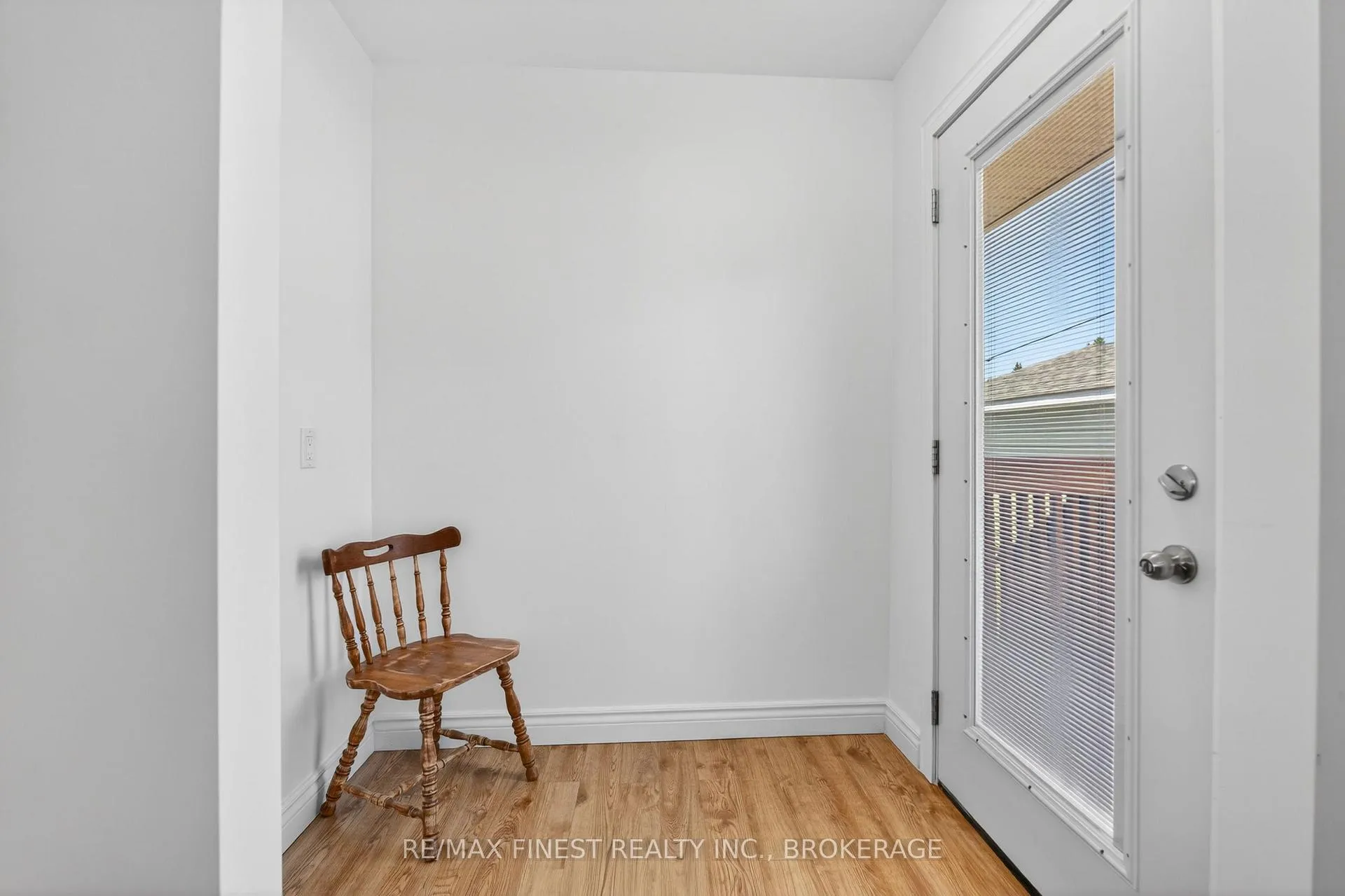 Photo 13 of 27 Asbury Road, Loyalist, Amherstview — HOMEH