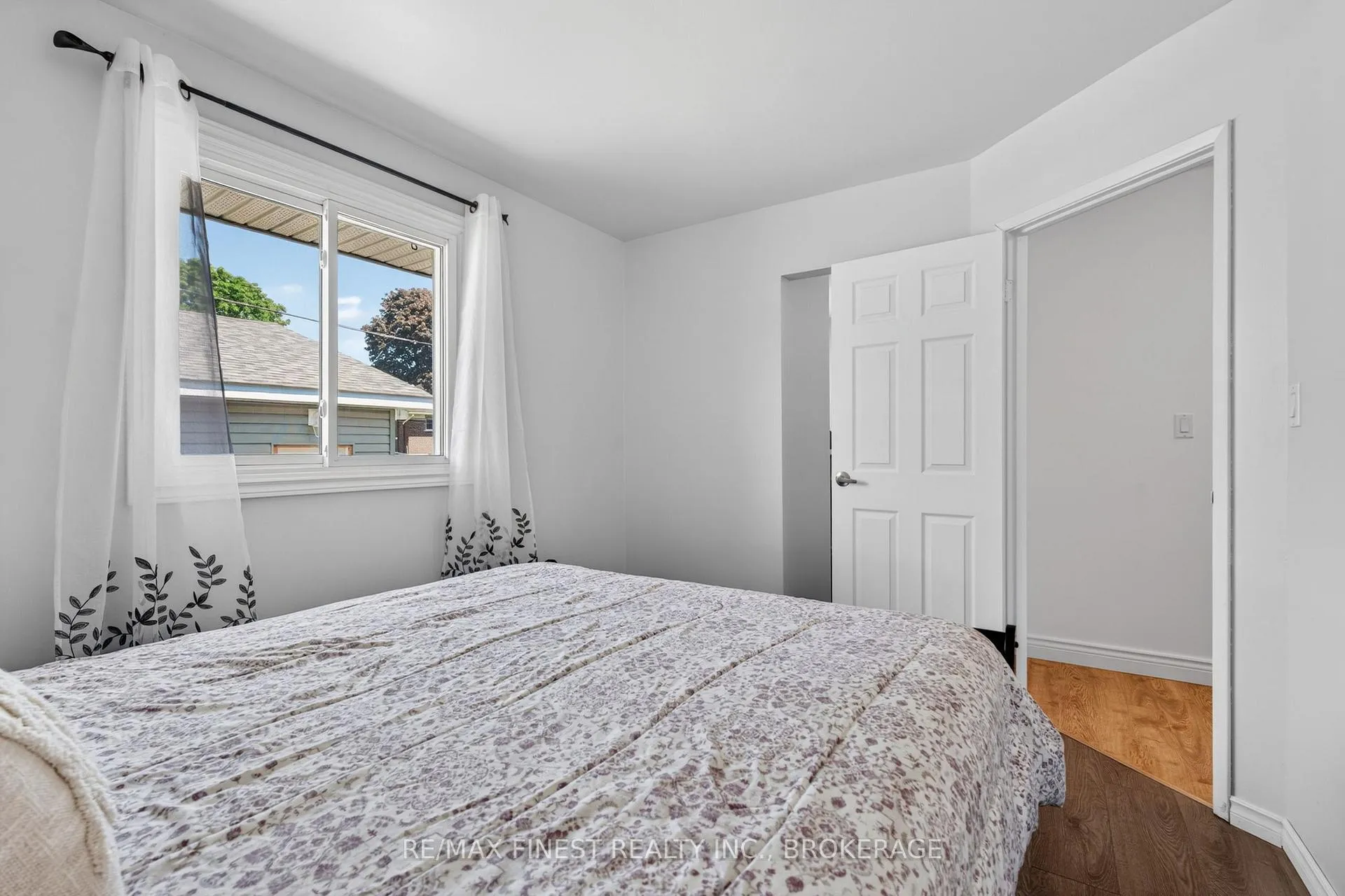 Photo 16 of 27 Asbury Road, Loyalist, Amherstview — HOMEH