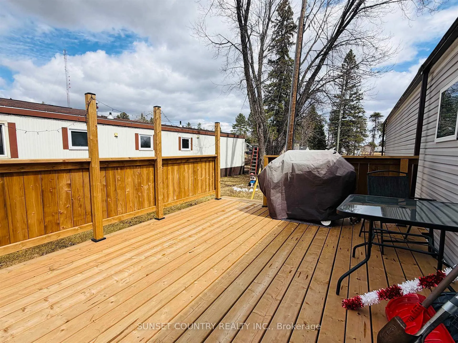 Photo 6 of 75-16740 17 W, Kenora Remote Area, Oxdrift — HOMEH