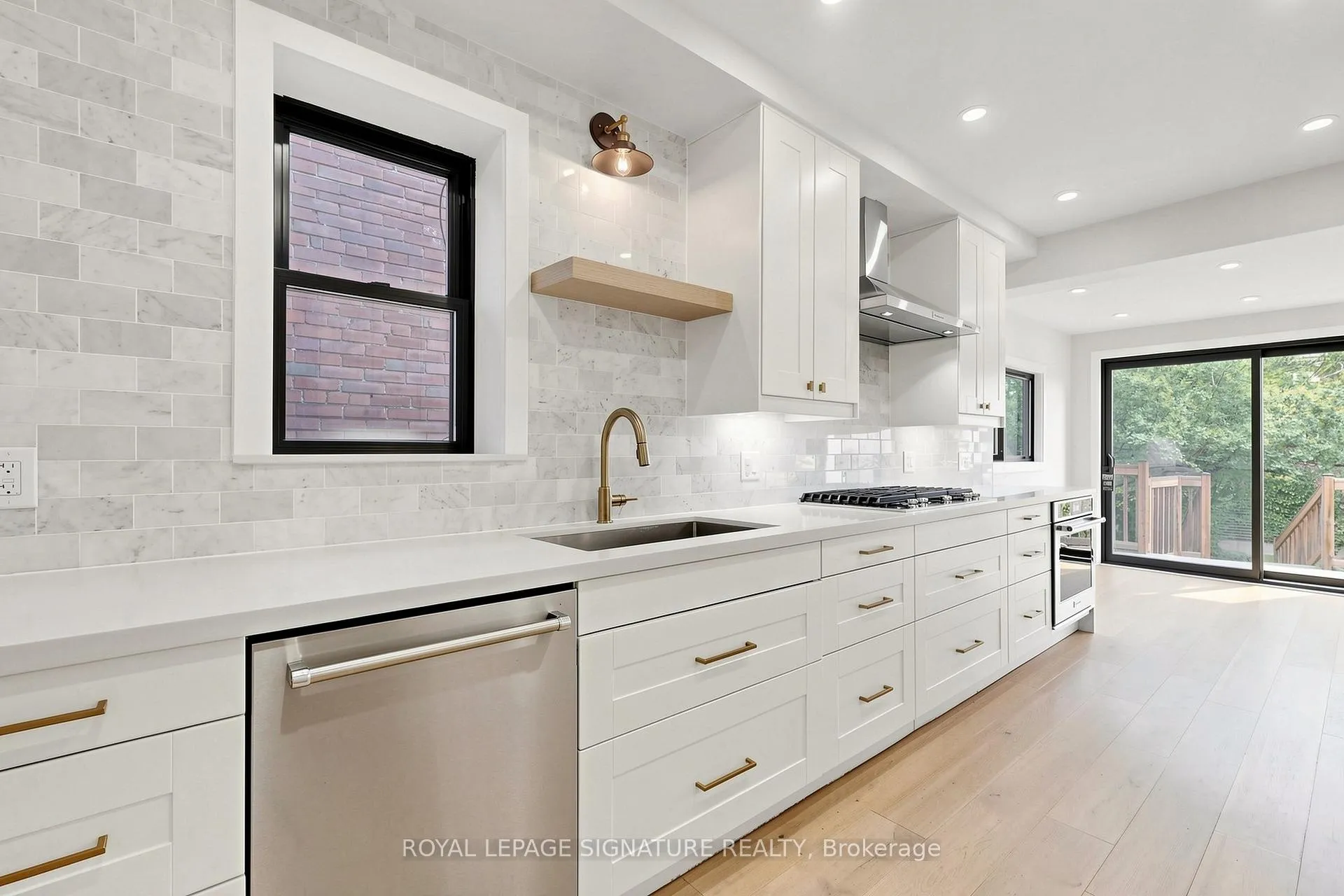 Photo 11 of 57 Spruce Hill Road, Toronto, The Beaches — HOMEH