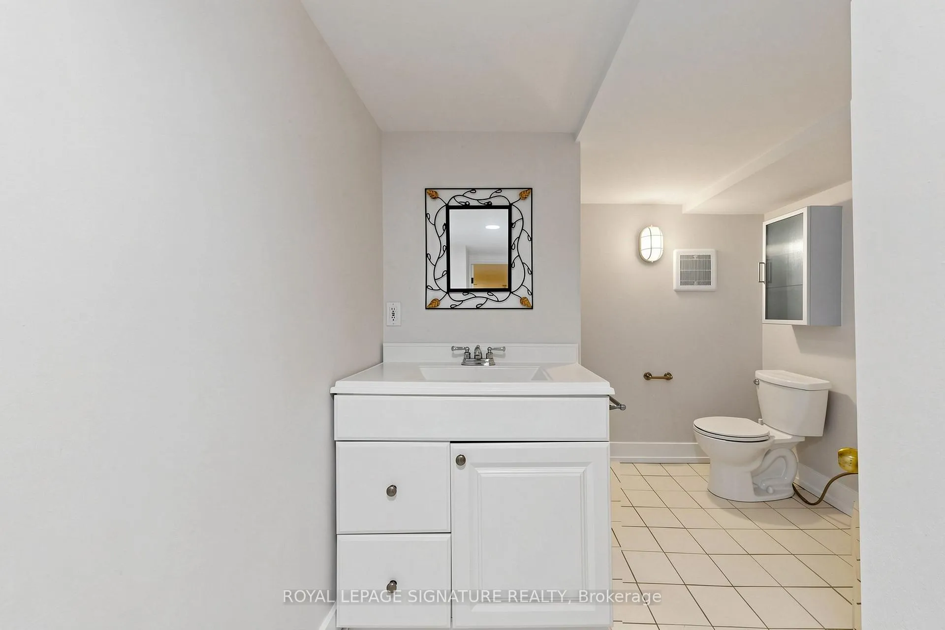 Photo 40 of 57 Spruce Hill Road, Toronto, The Beaches — HOMEH