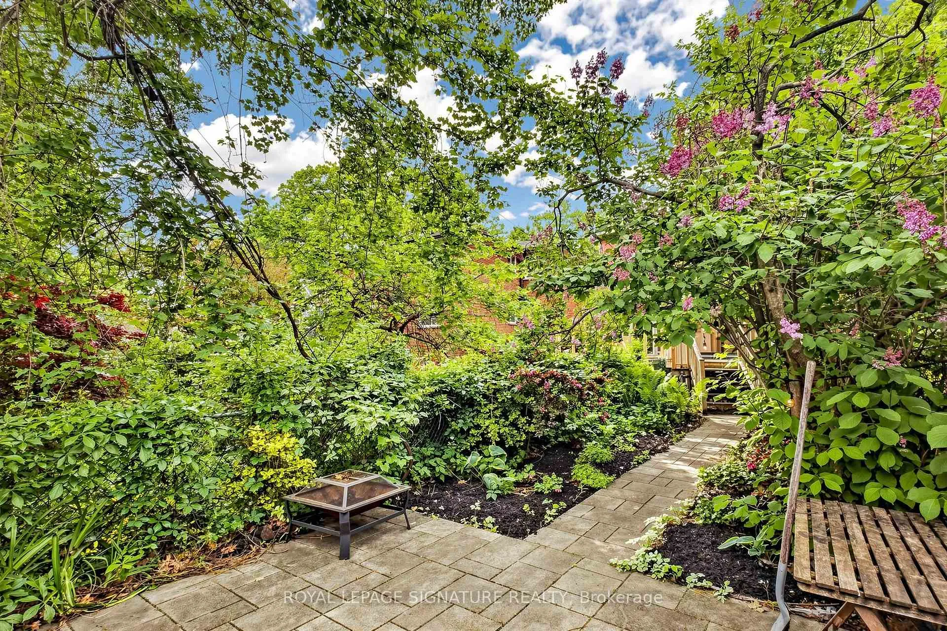 Photo 49 of 57 Spruce Hill Road, Toronto, The Beaches — HOMEH
