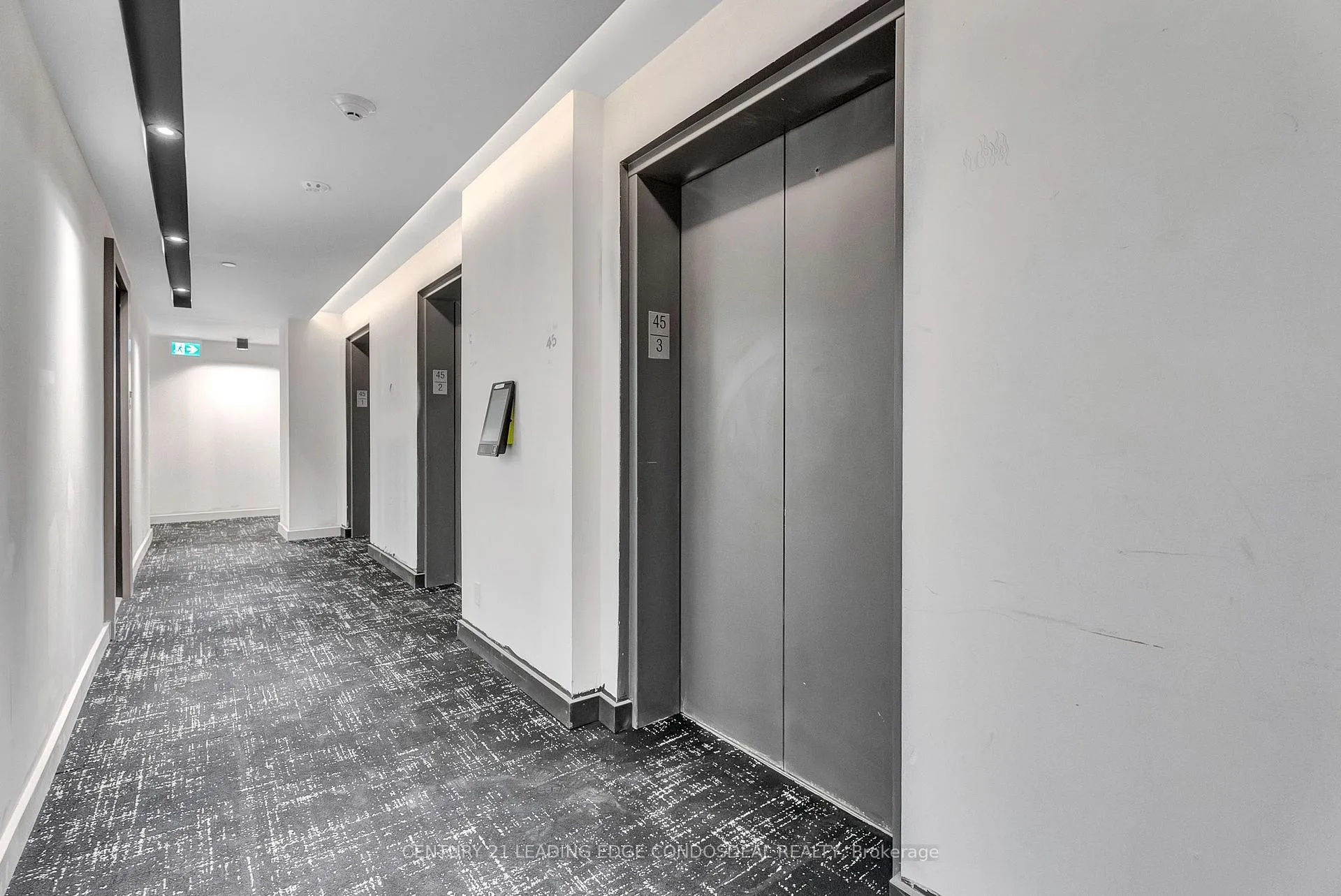 Photo 3 of Unit 4506, 108 Peter Street, Toronto, Waterfront Communities — HOMEH