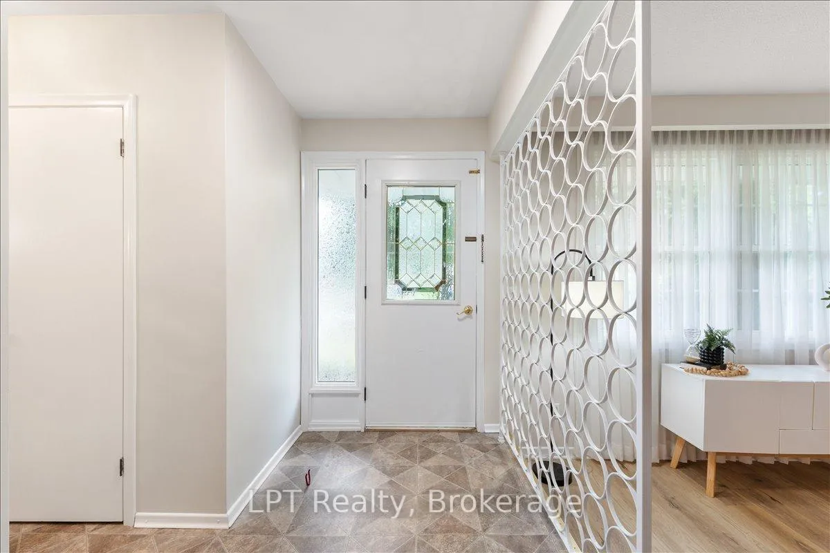 Photo 6 of 173 Switzer Drive, Oshawa, Centennial — HOMEH