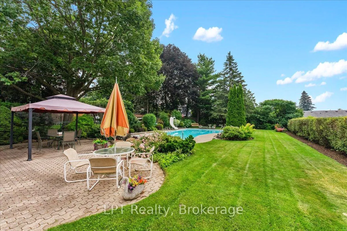 Photo 44 of 173 Switzer Drive, Oshawa, Centennial — HOMEH