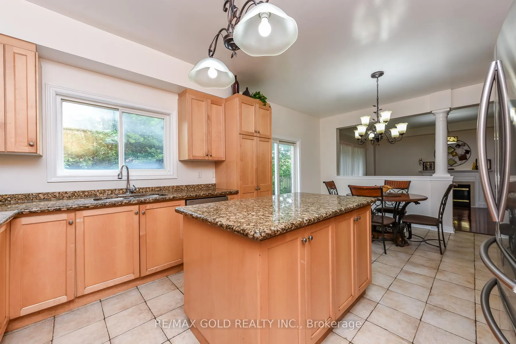 Photo 12 of 71 Gallview Lane, Brampton, Bram East — HOMEH