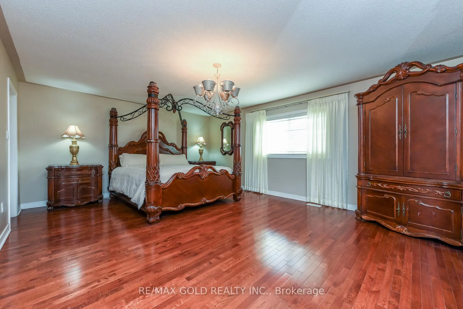 Photo 14 of 71 Gallview Lane, Brampton, Bram East — HOMEH