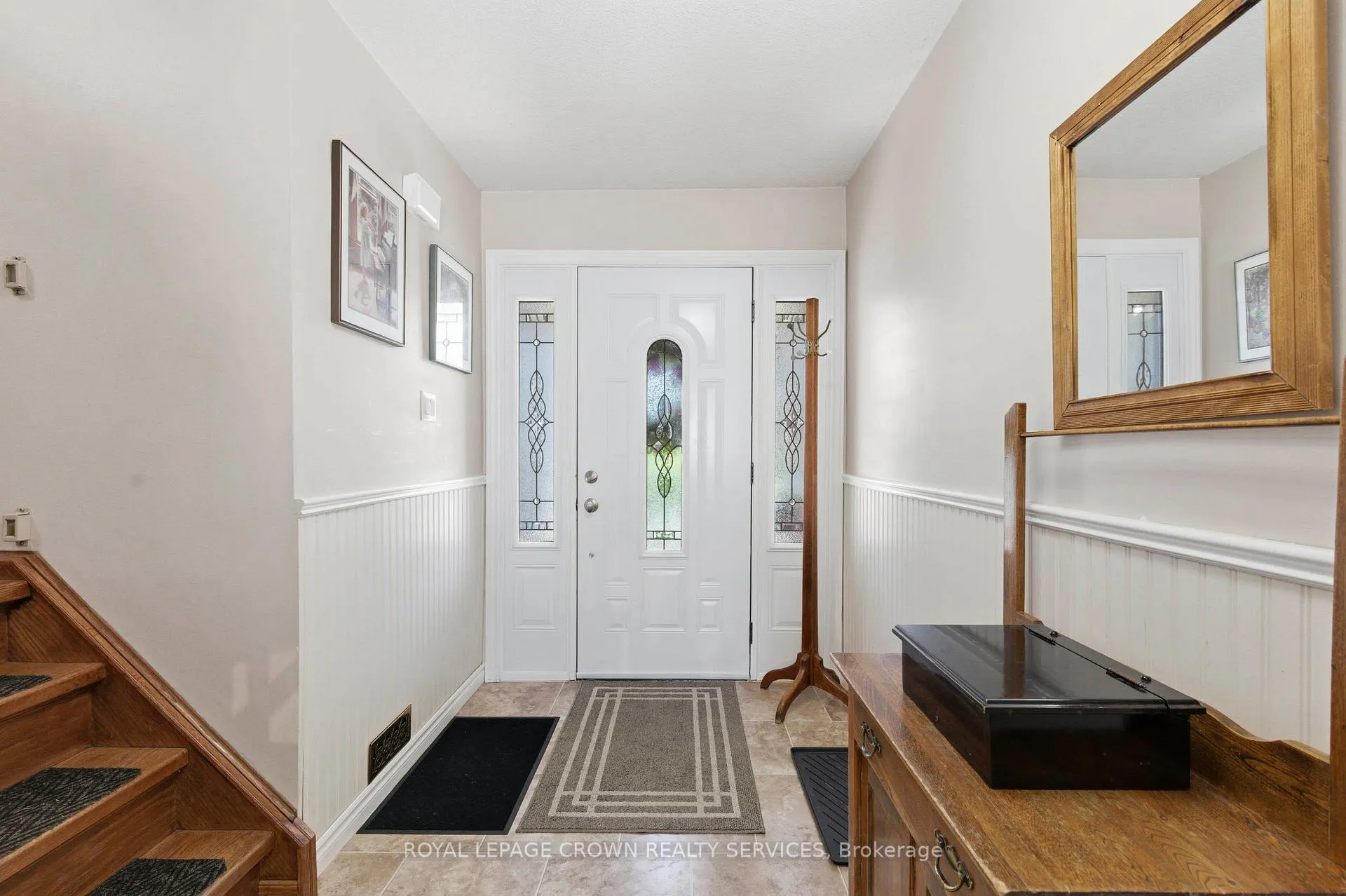 Photo 6 of 35 Barnicke Drive, Cambridge — HOMEH