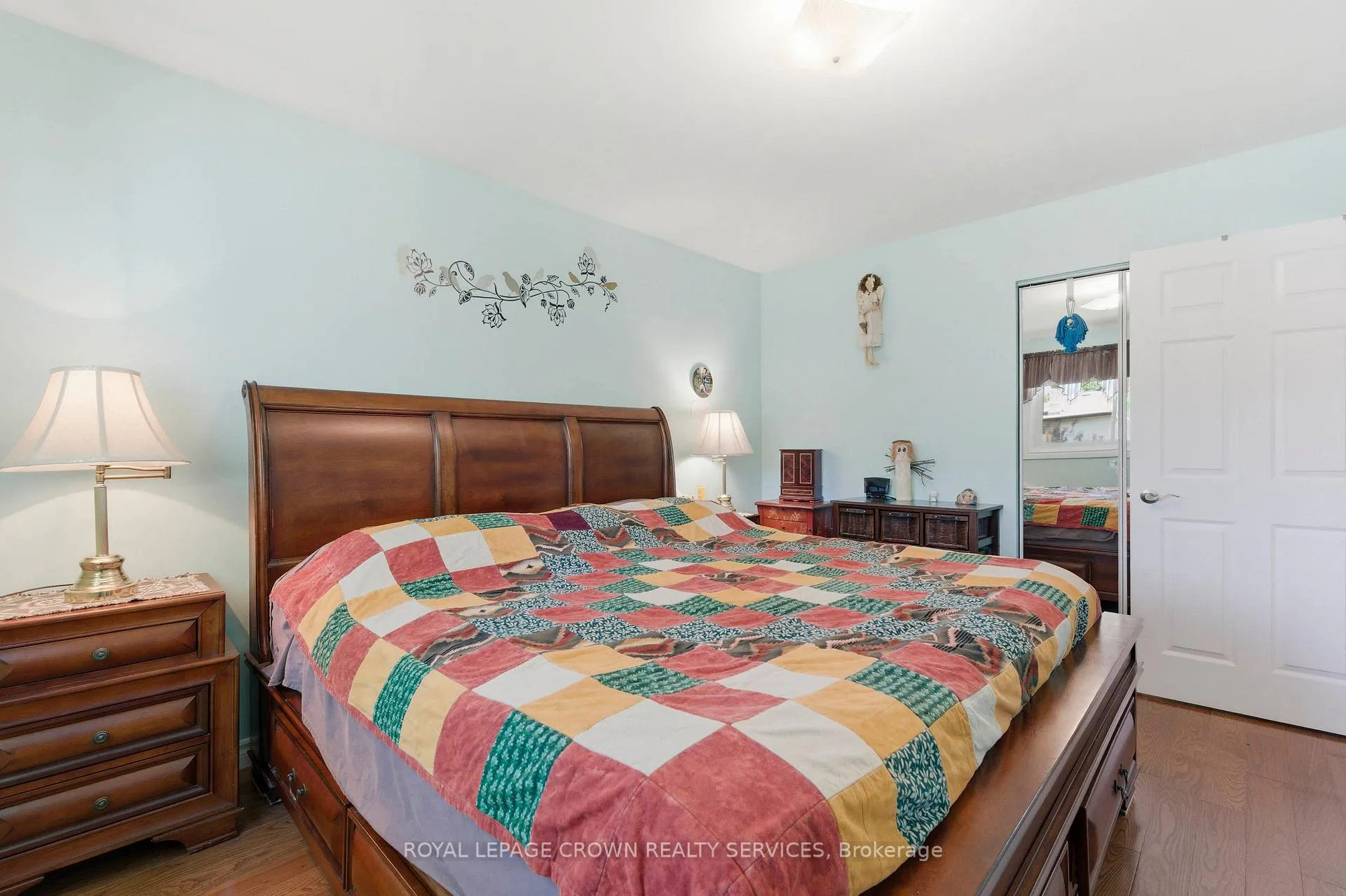 Photo 17 of 35 Barnicke Drive, Cambridge — HOMEH