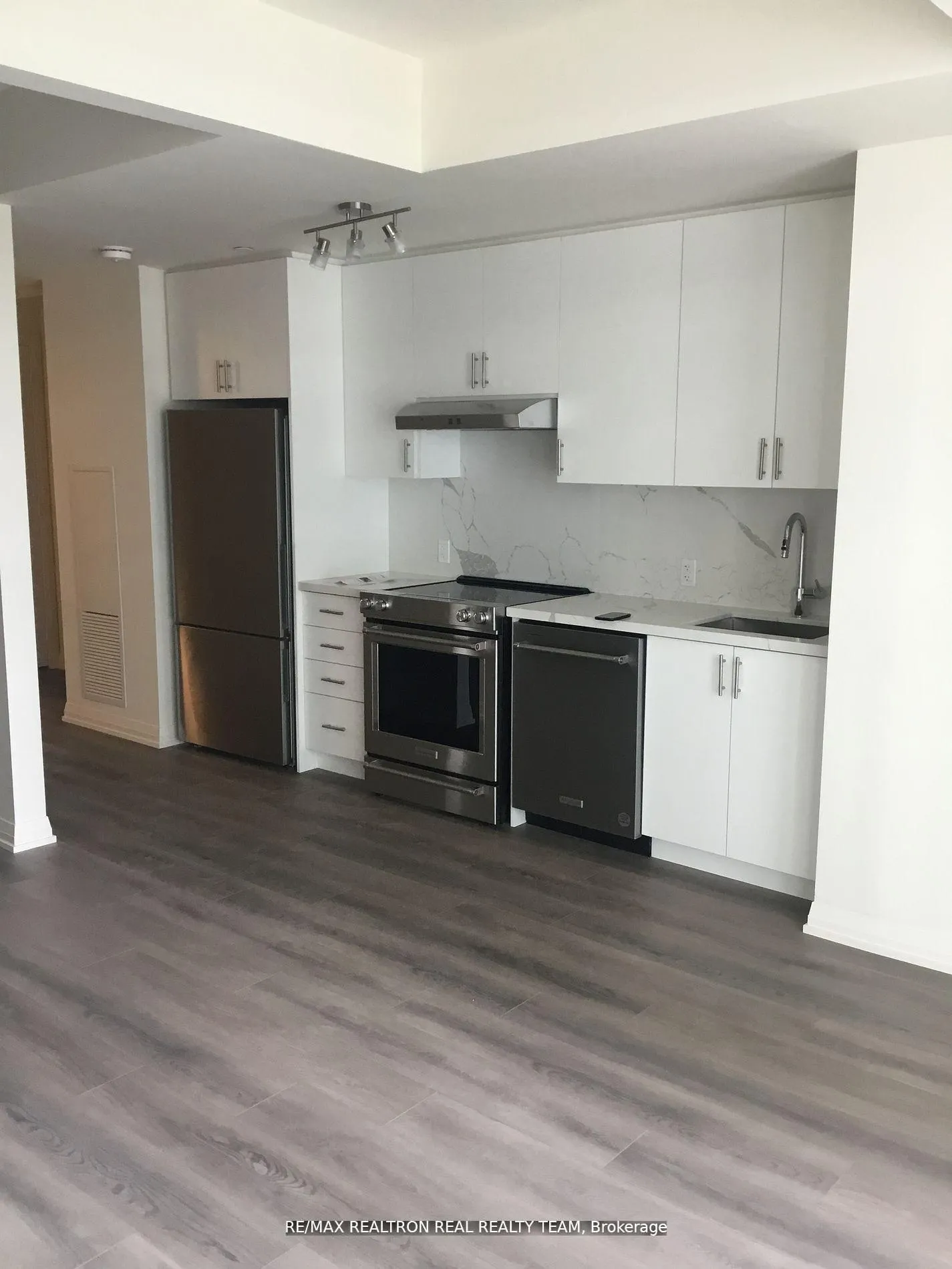 Front of Unit 825, 9000 Jane Street