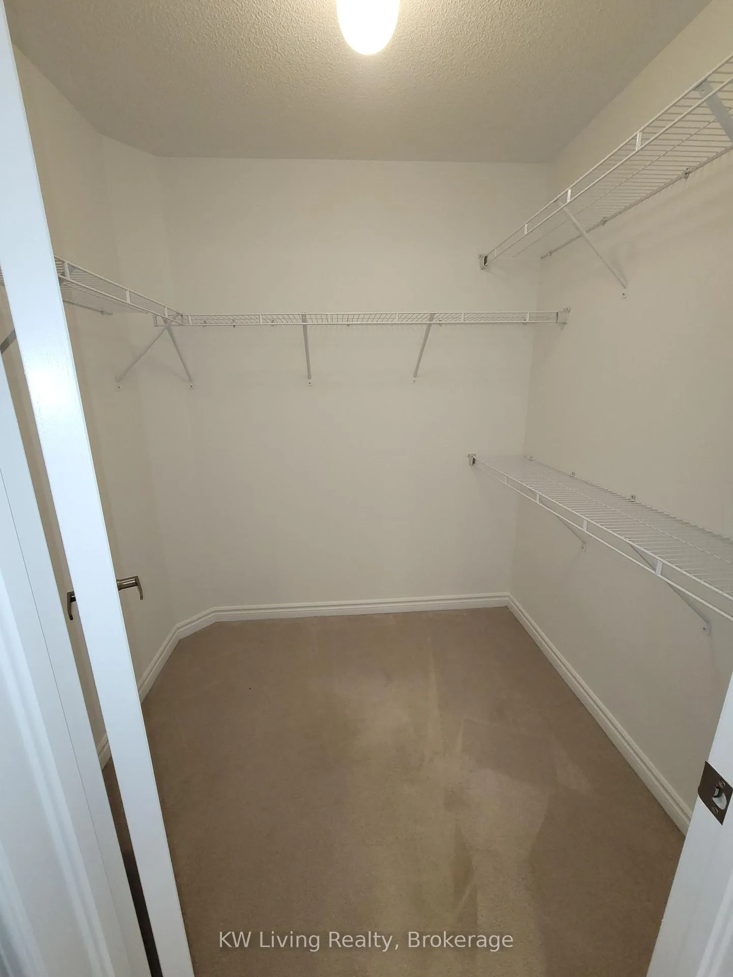 Photo 11 of 116 Coho Drive, Whitby, Lynde Creek — HOMEH