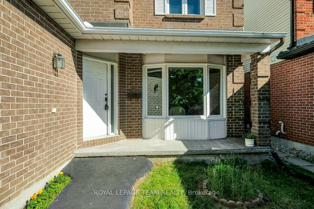 Photo 2 of 91 Dossetter Way, Ottawa, Hunt Club Park — HOMEH