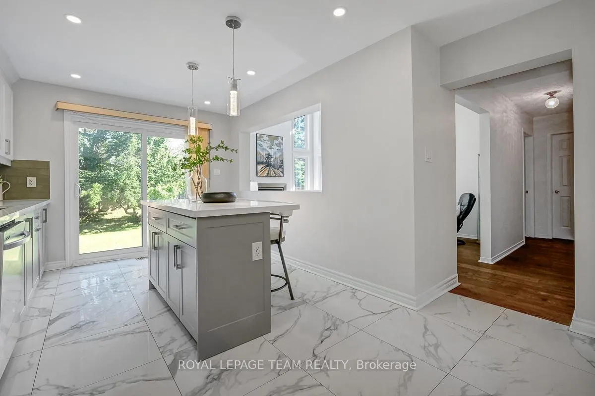Photo 13 of 91 Dossetter Way, Ottawa, Hunt Club Park — HOMEH