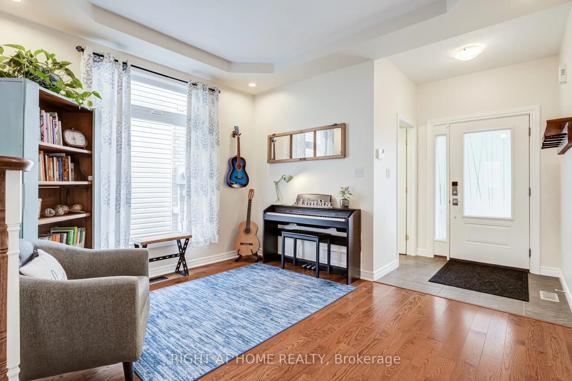 Photo 6 of 2334 Norland Drive, Burlington, Orchard — HOMEH