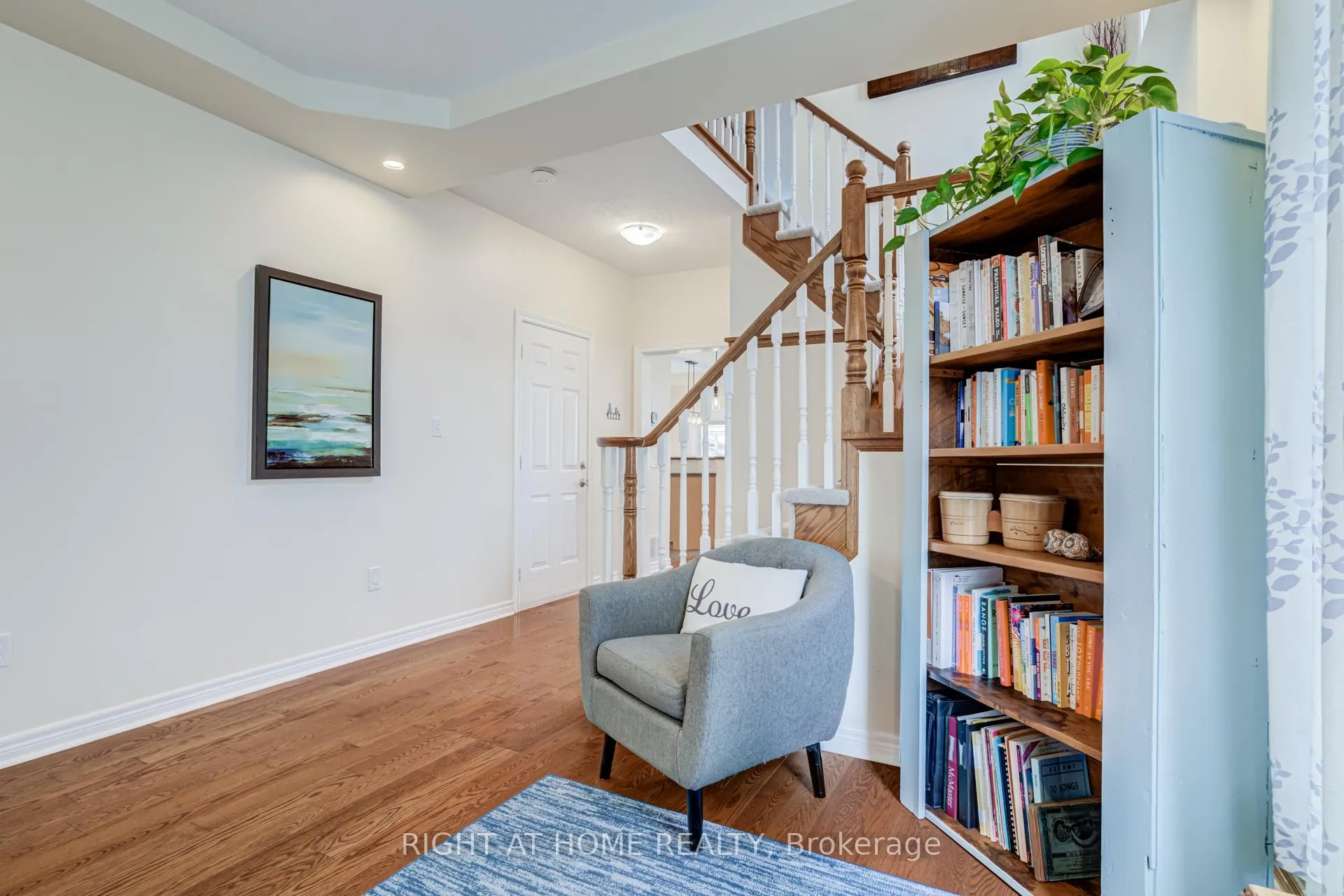 Photo 7 of 2334 Norland Drive, Burlington, Orchard — HOMEH