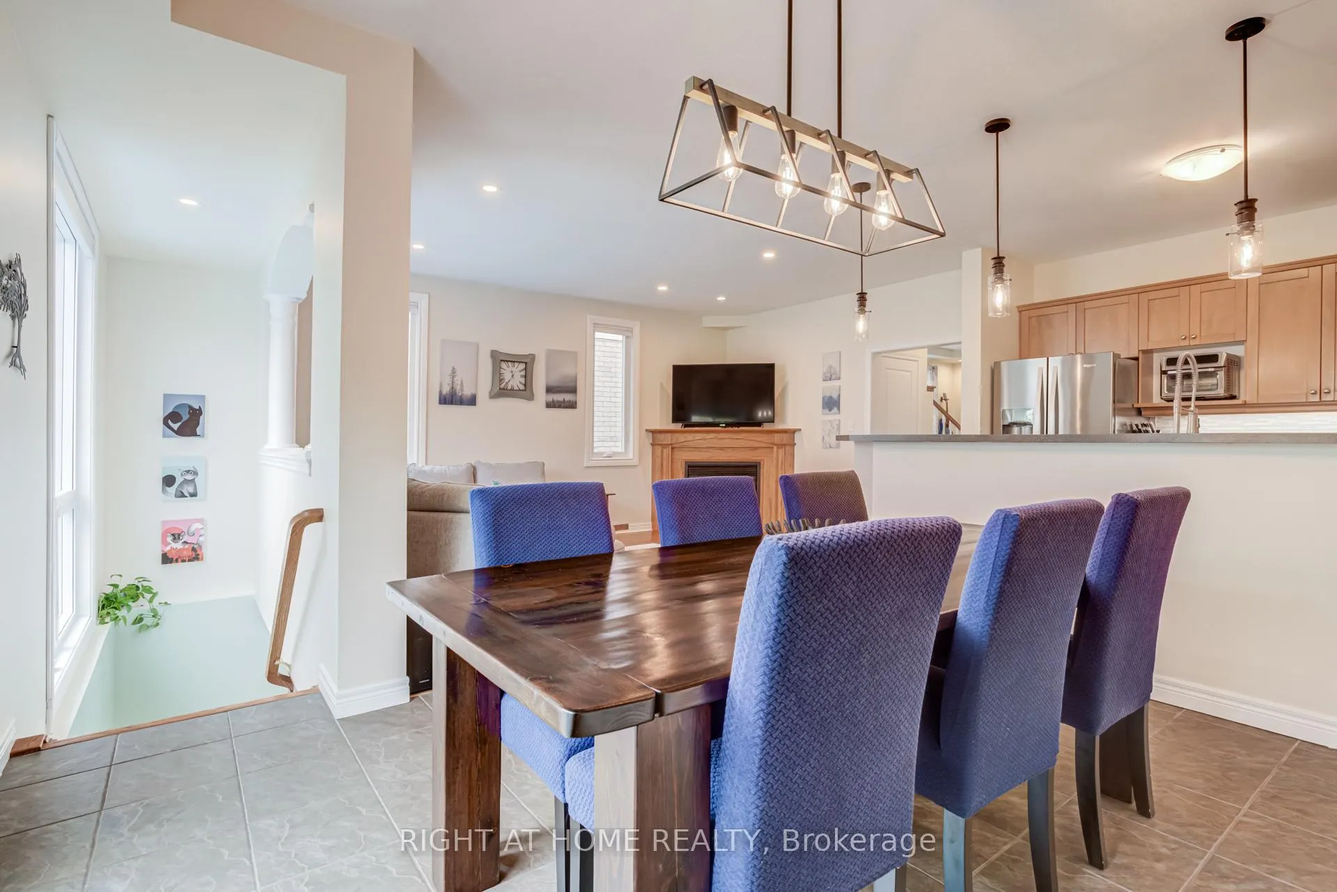 Photo 17 of 2334 Norland Drive, Burlington, Orchard — HOMEH