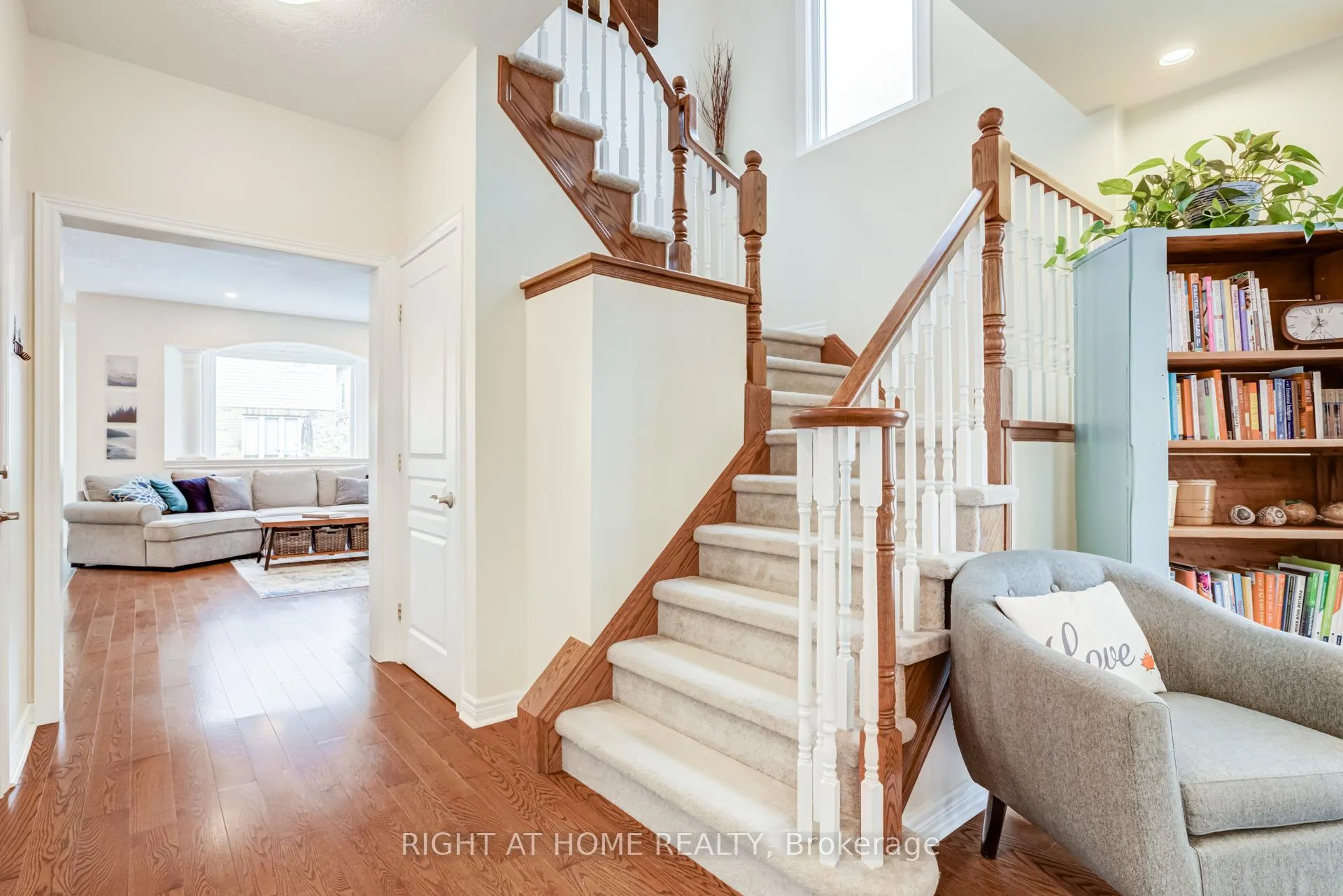 Photo 19 of 2334 Norland Drive, Burlington, Orchard — HOMEH