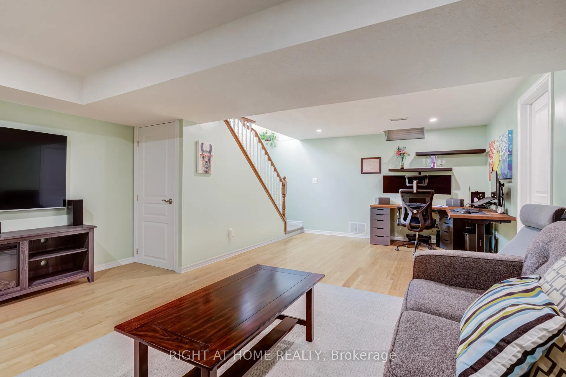 Photo 38 of 2334 Norland Drive, Burlington, Orchard — HOMEH