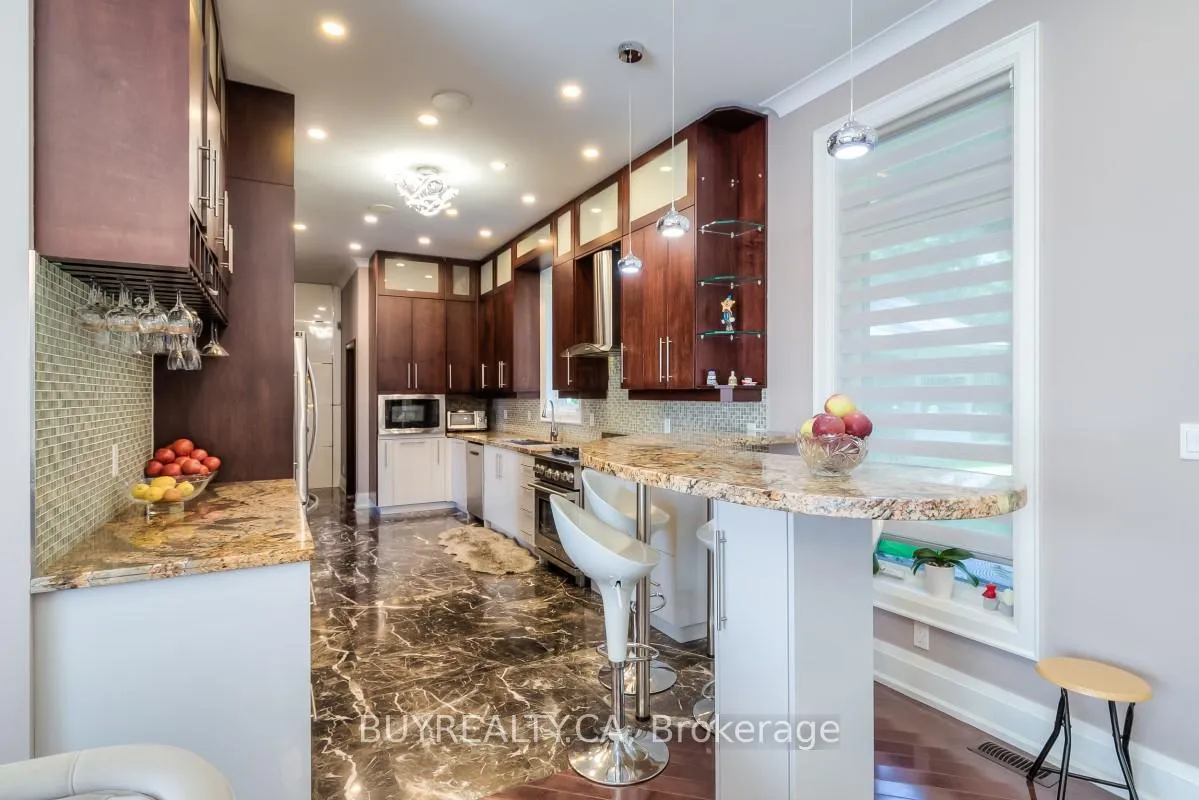 Photo 39 of 2530 King Road, King, King City — HOMEH