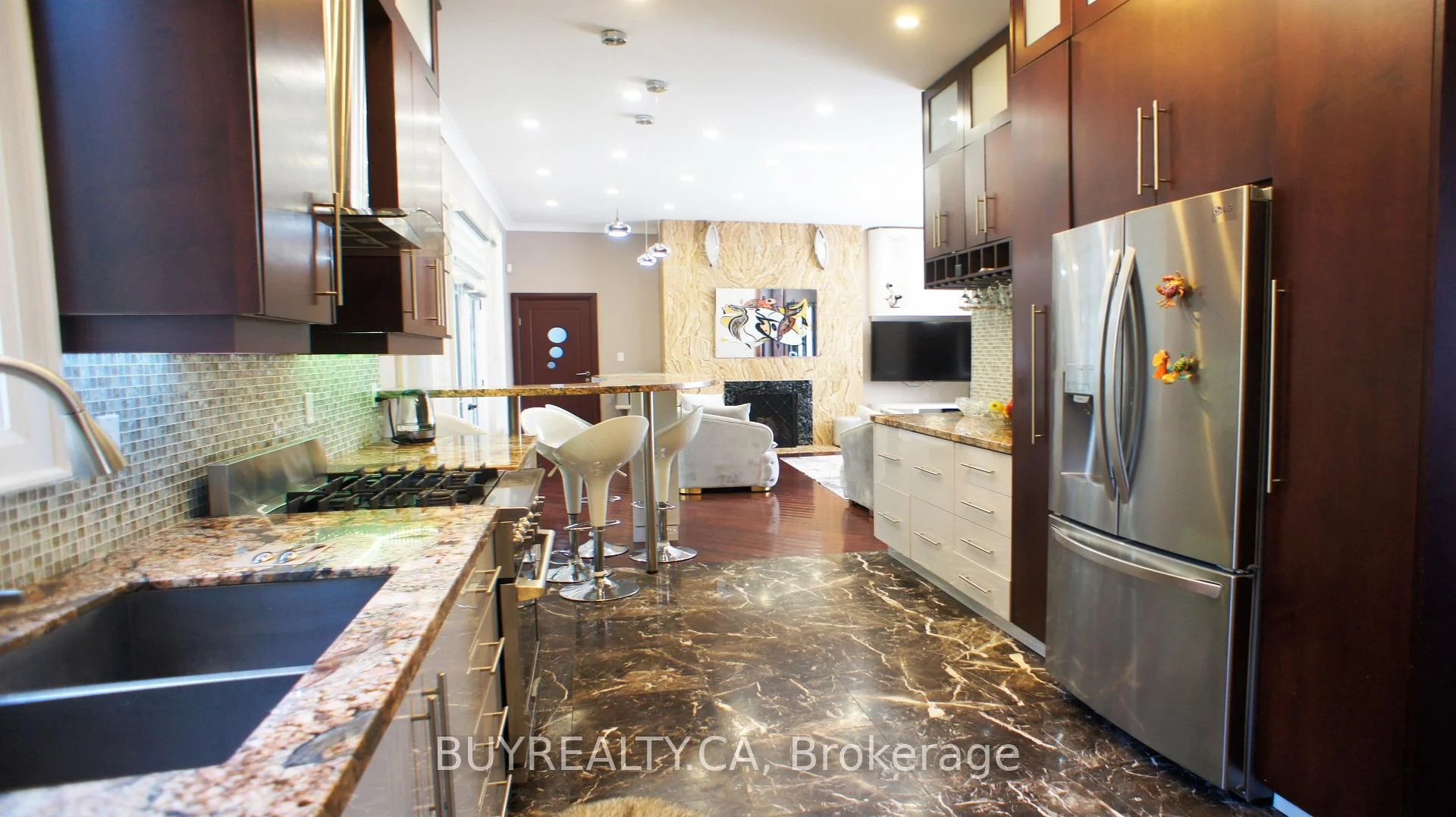 Photo 10 of 2530 King Road, King, King City — HOMEH