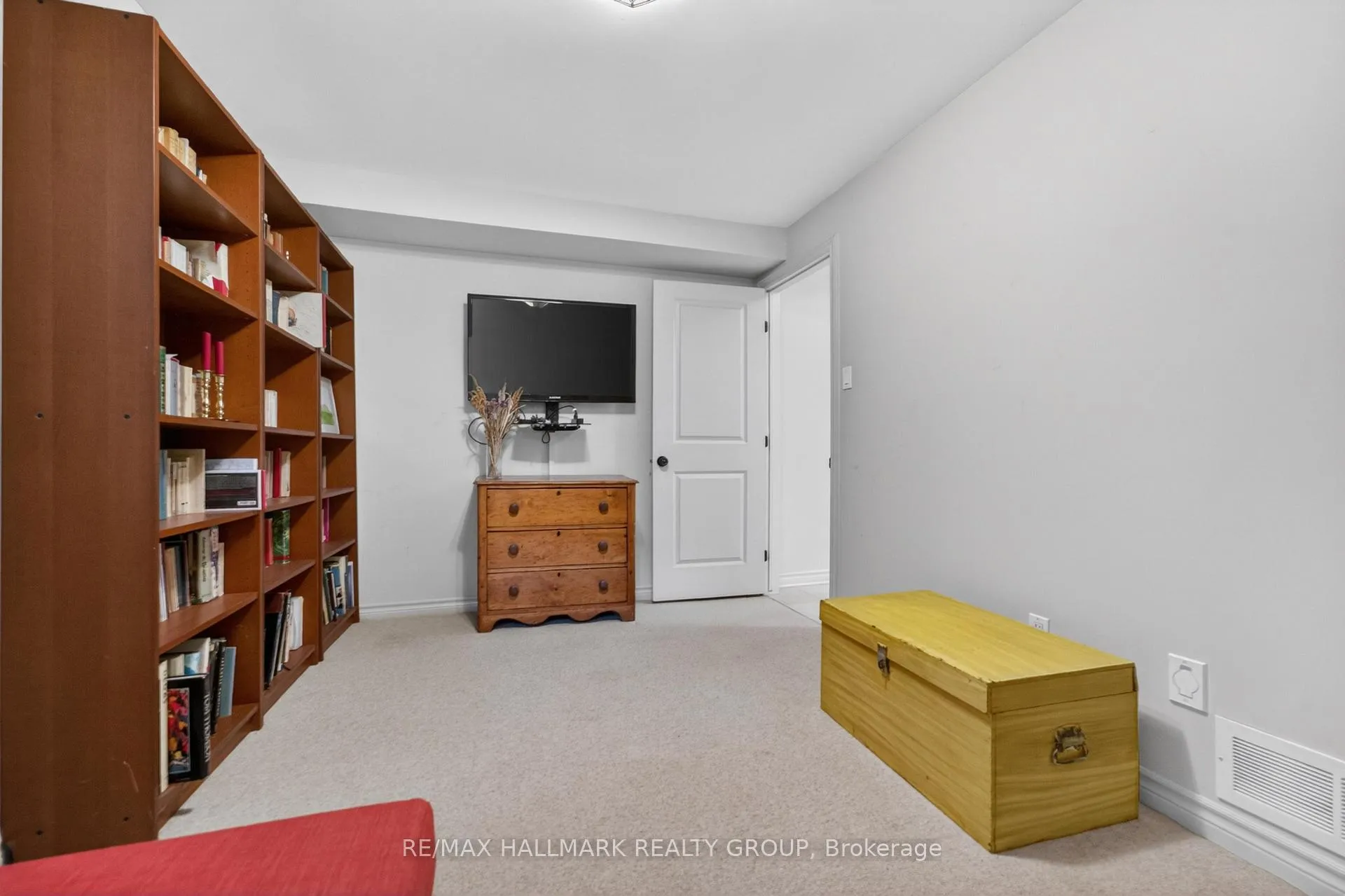 Photo 26 of 320 Iona Street, Ottawa, Westboro/Hampton Park — HOMEH