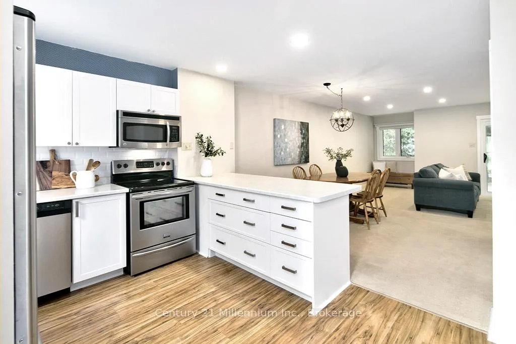 Photo 4 of Unit 530, 22 Dawson Drive, Collingwood — HOMEH