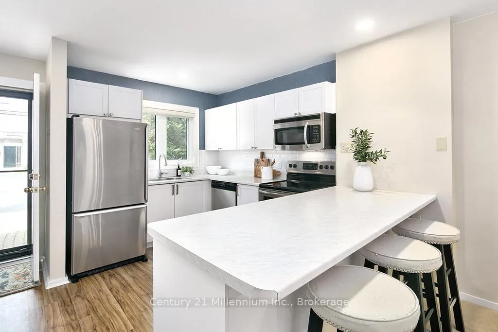 Photo 6 of Unit 530, 22 Dawson Drive, Collingwood — HOMEH