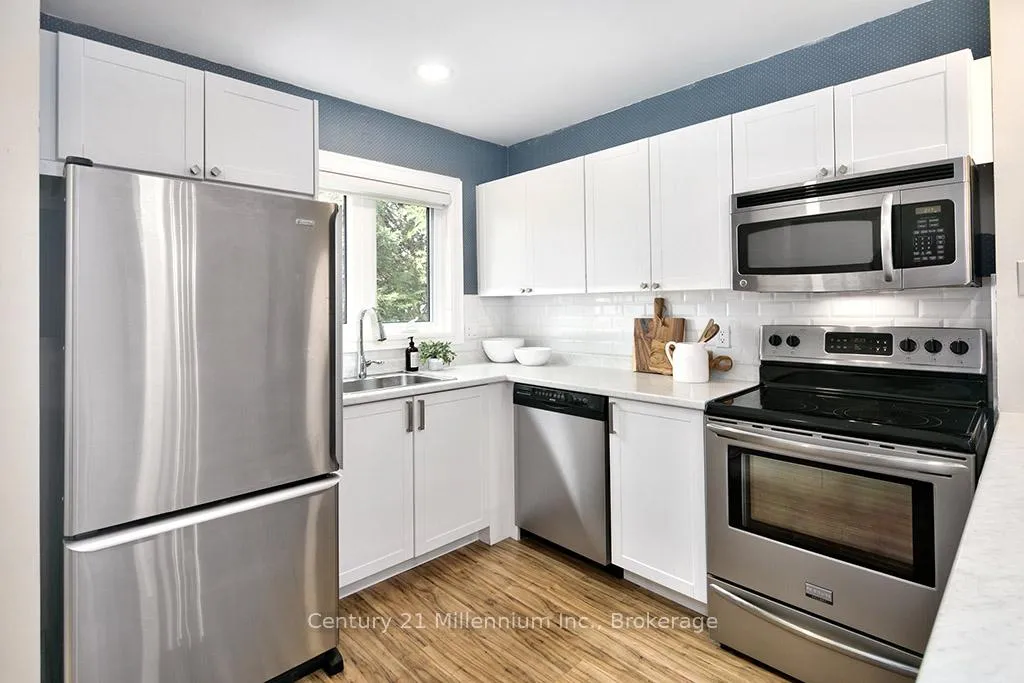 Photo 7 of Unit 530, 22 Dawson Drive, Collingwood — HOMEH