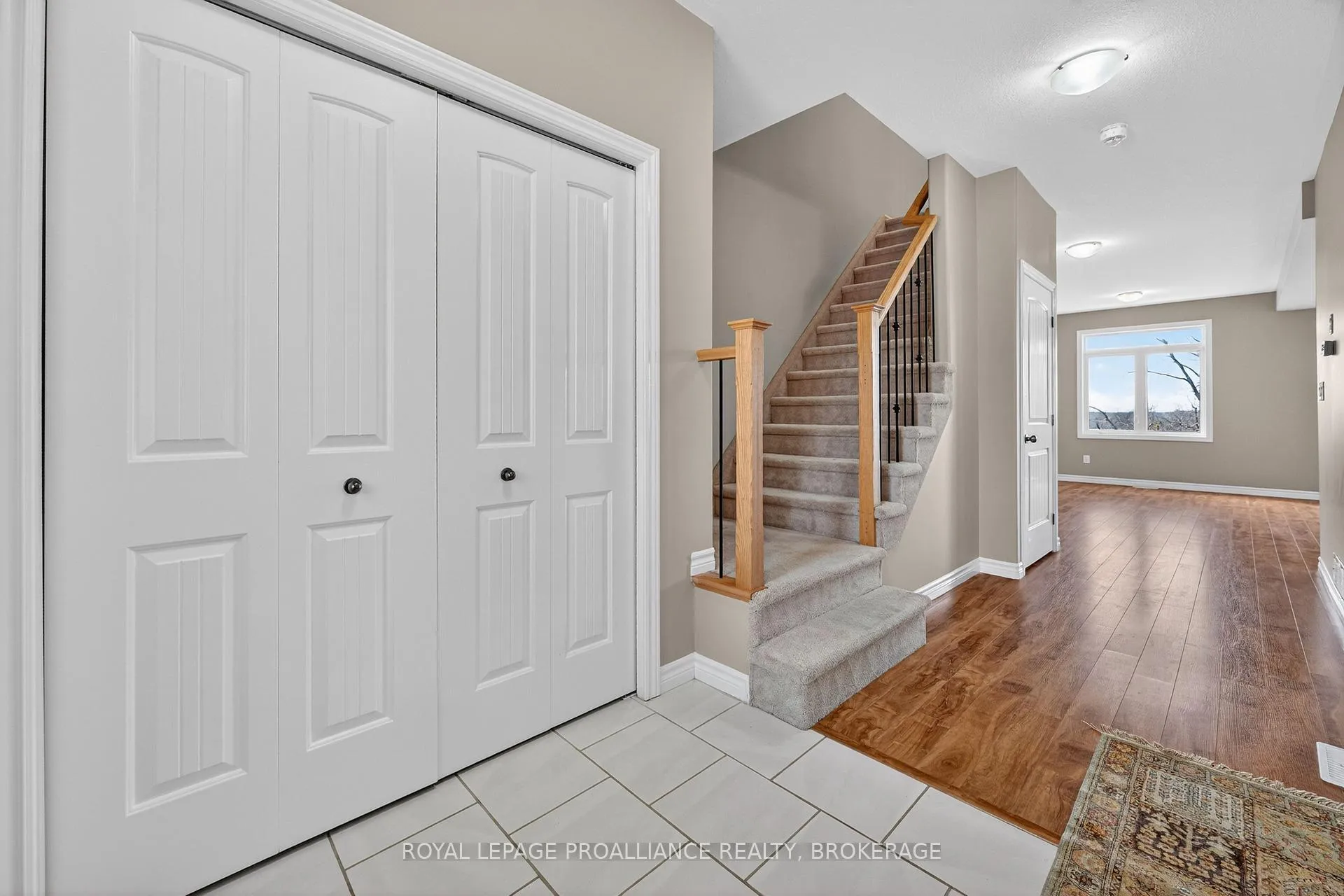 Photo 4 of 953 Blossom Street, Kingston, City Northwest — HOMEH