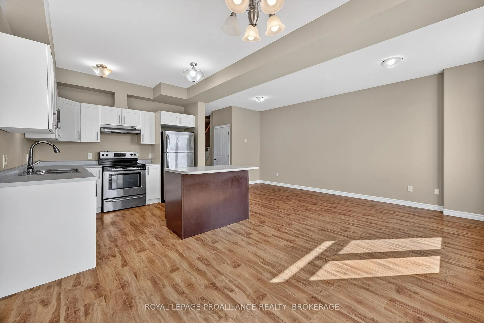 Photo 17 of 953 Blossom Street, Kingston, City Northwest — HOMEH