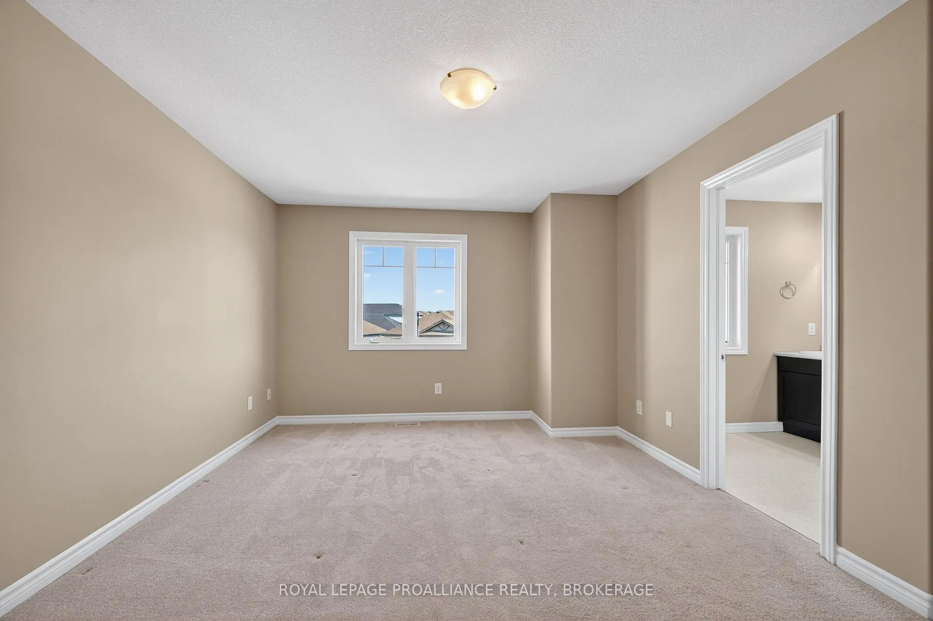Photo 31 of 953 Blossom Street, Kingston, City Northwest — HOMEH