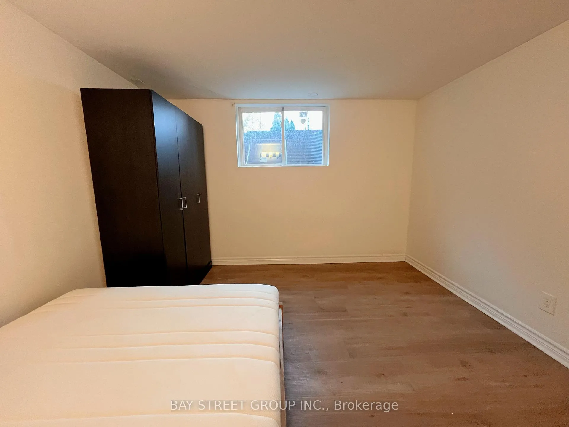 Photo 6 of Unit #Lower, 12 Wakil Drive, St. Catharines, Glendale/Glenridge — HOMEH