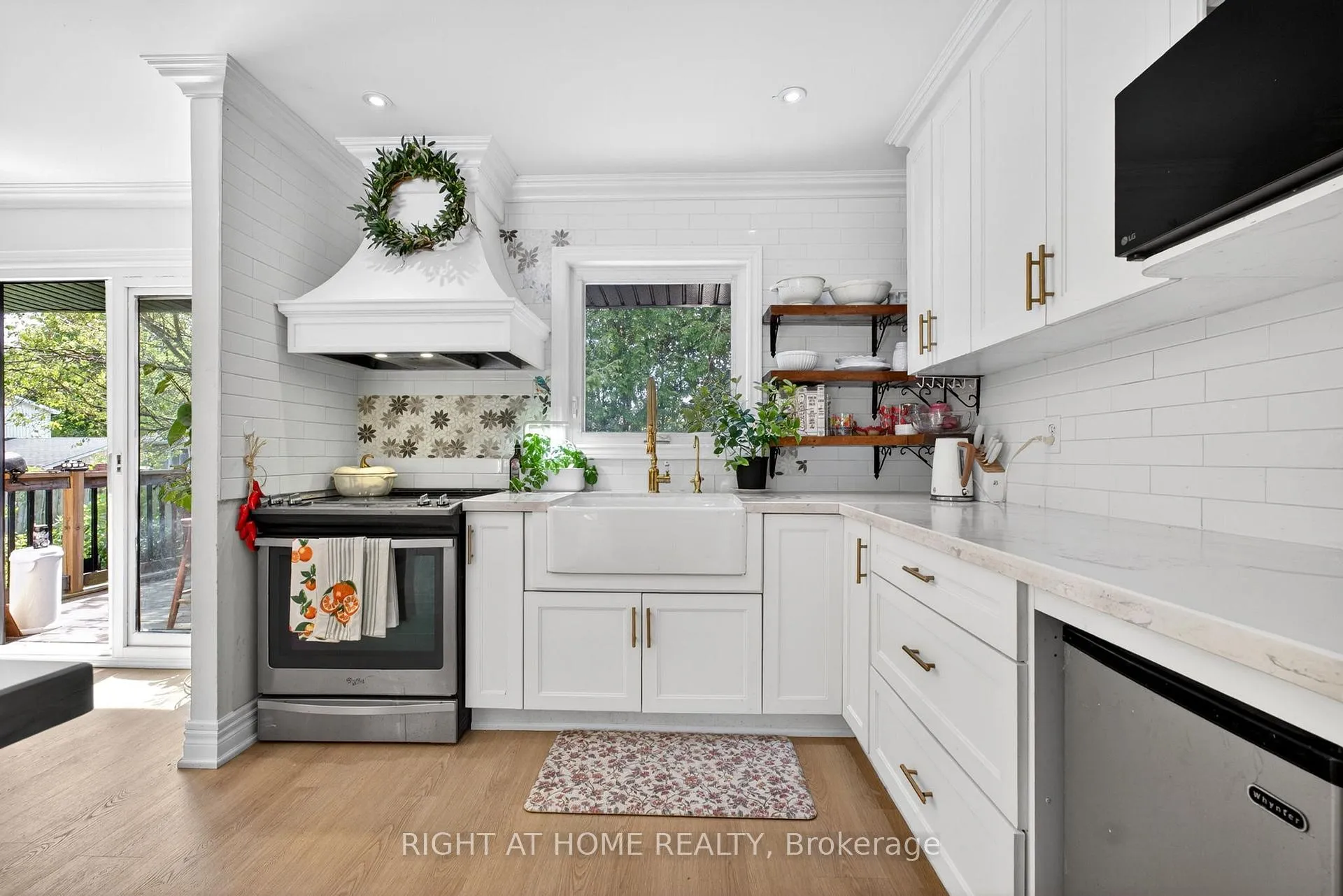 Photo 10 of 20 Cardiff Court, Whitby, Lynde Creek — HOMEH