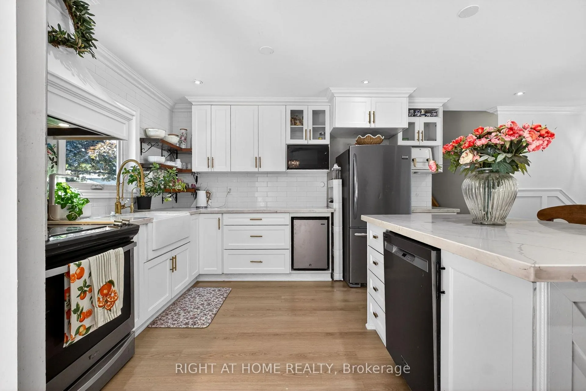 Photo 11 of 20 Cardiff Court, Whitby, Lynde Creek — HOMEH