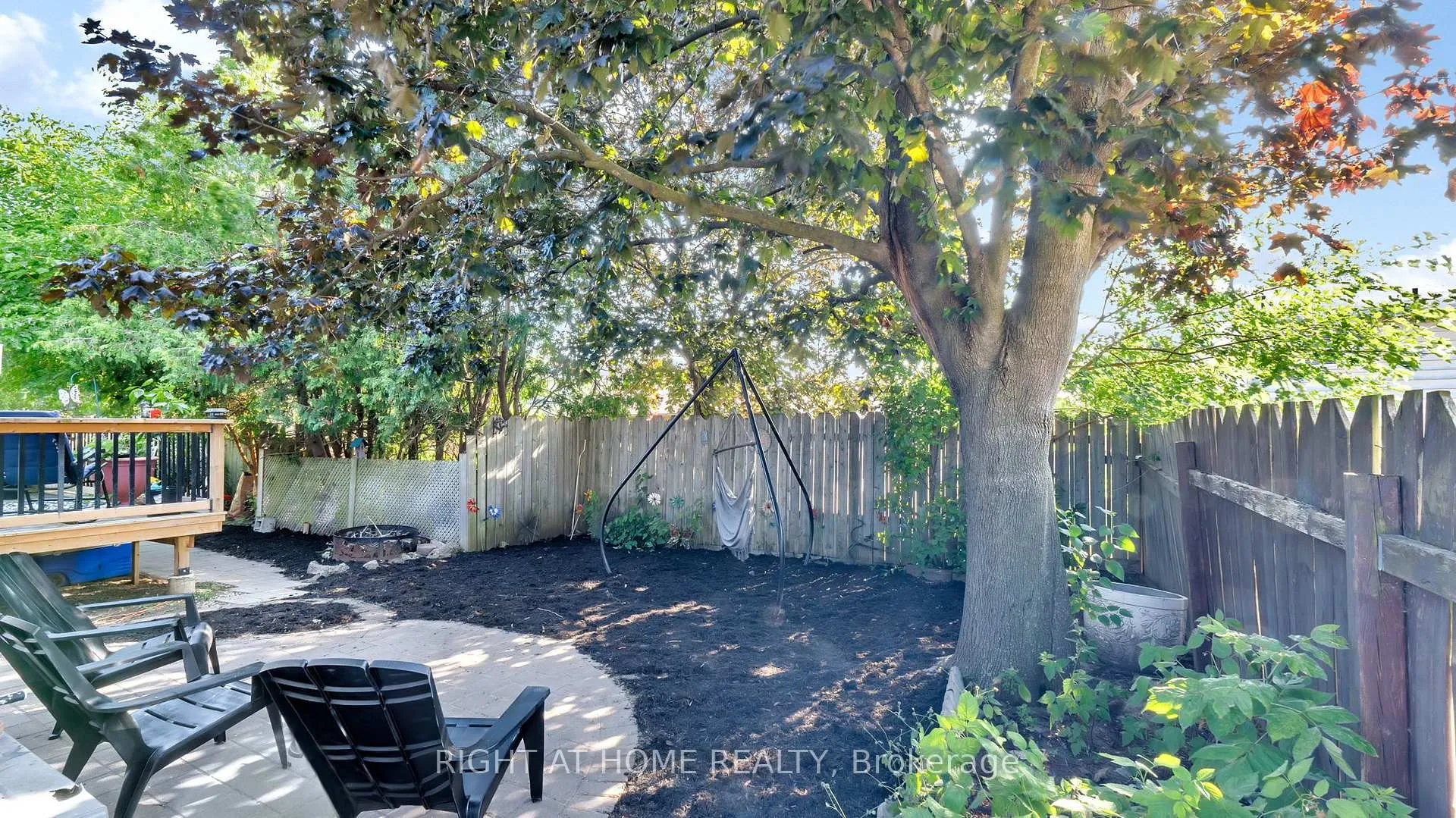 Photo 25 of 20 Cardiff Court, Whitby, Lynde Creek — HOMEH