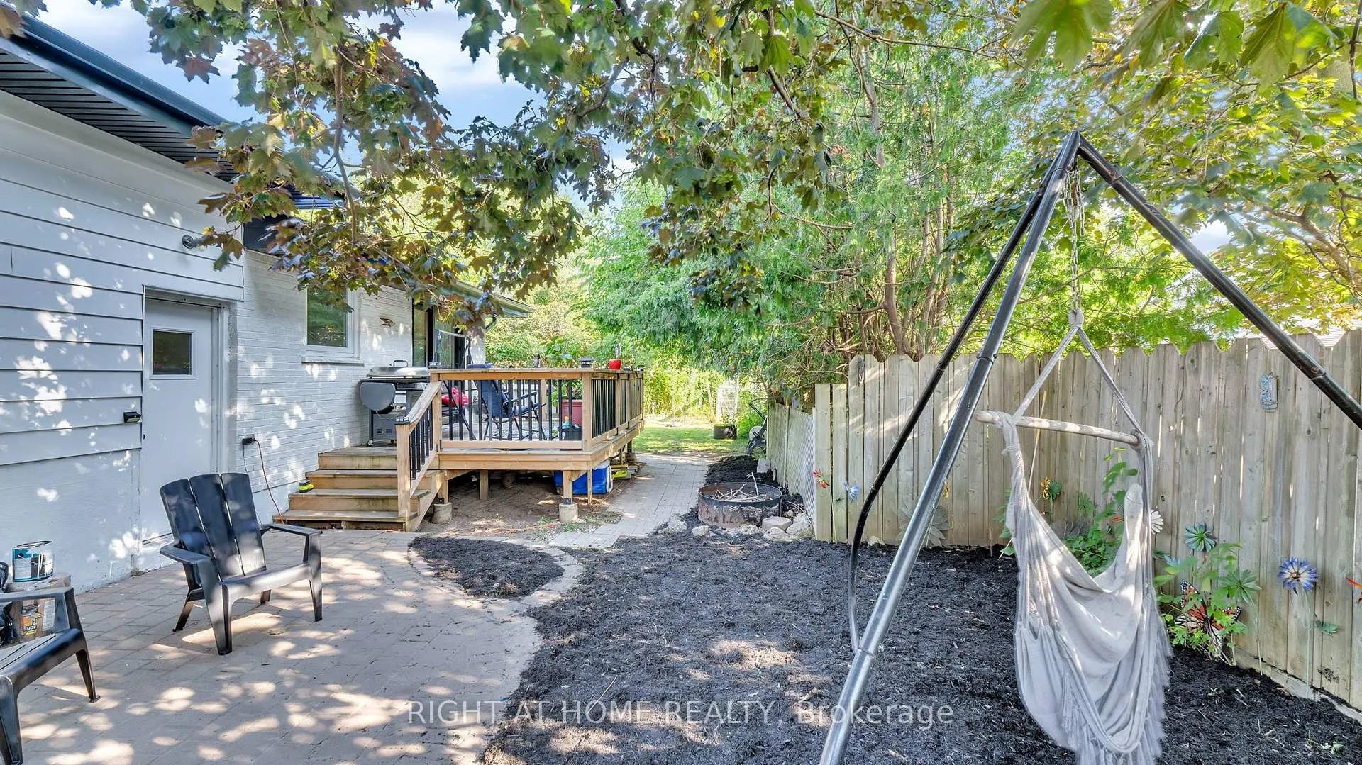 Photo 26 of 20 Cardiff Court, Whitby, Lynde Creek — HOMEH