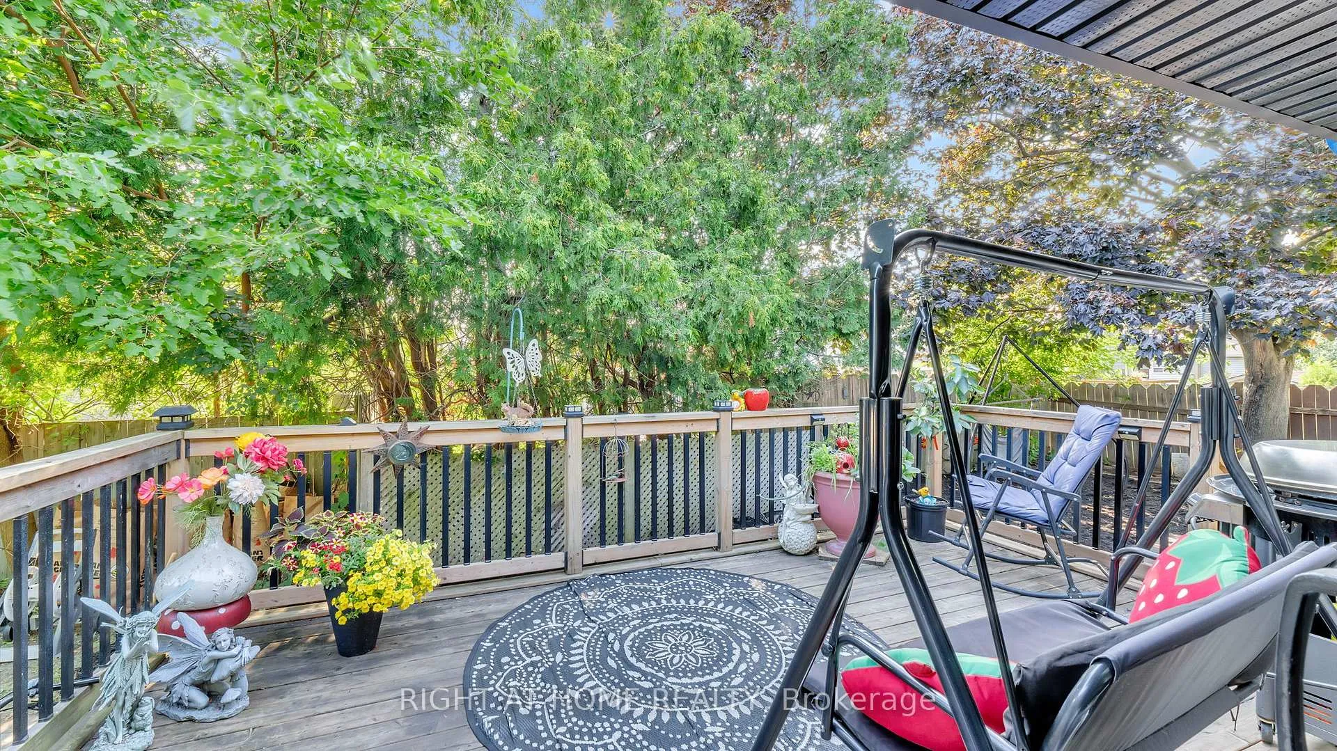 Photo 28 of 20 Cardiff Court, Whitby, Lynde Creek — HOMEH