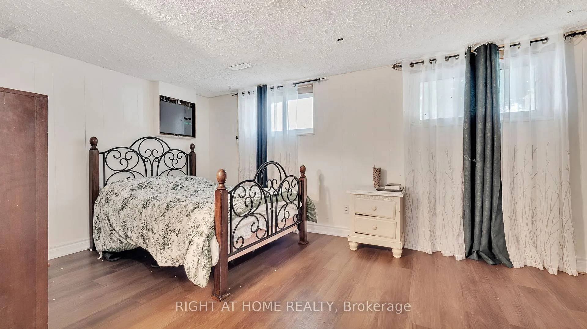 Photo 30 of 20 Cardiff Court, Whitby, Lynde Creek — HOMEH