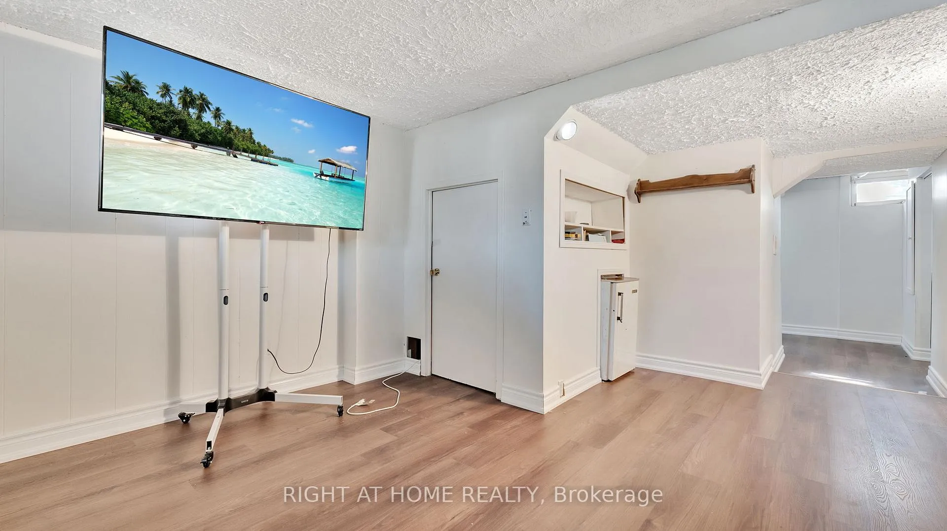 Photo 32 of 20 Cardiff Court, Whitby, Lynde Creek — HOMEH