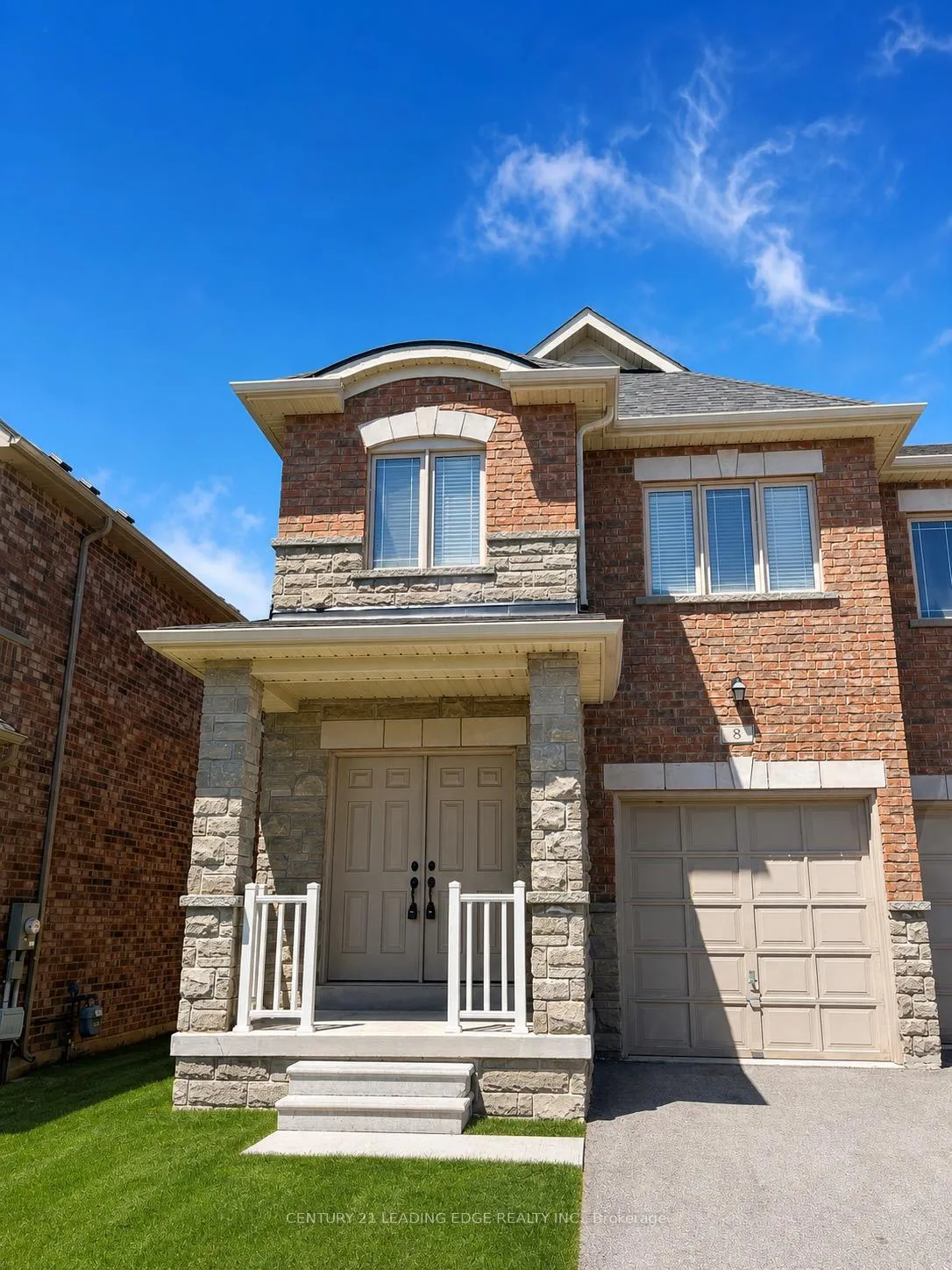 Photo 2 of 8 Bruton Street, Thorold, Thorold Downtown — HOMEH