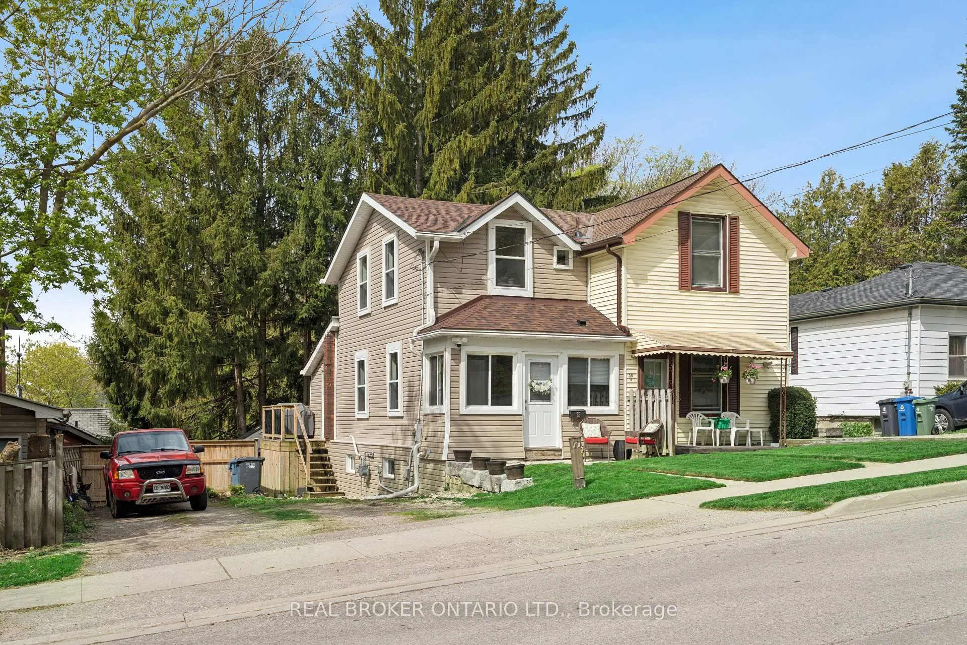 Photo 2 of 26 Dublin Street N, Guelph, Downtown — HOMEH
