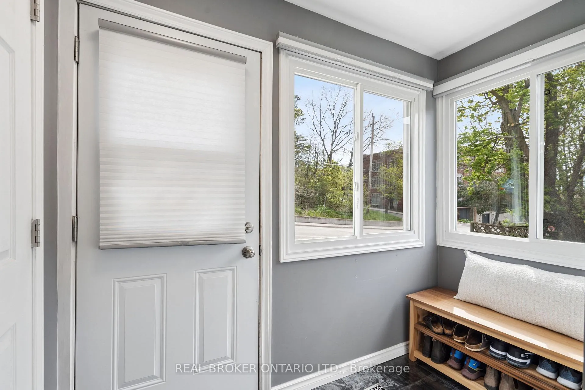Photo 7 of 26 Dublin Street N, Guelph, Downtown — HOMEH