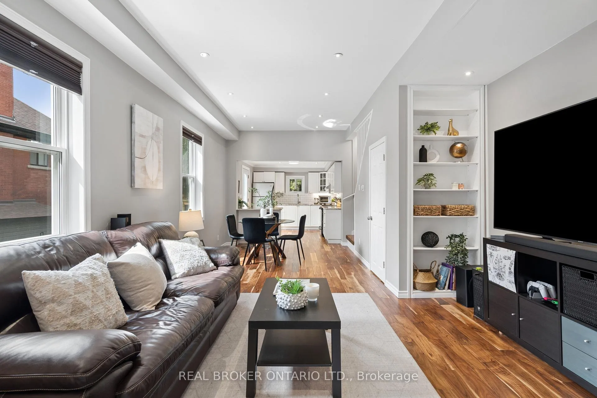 Photo 10 of 26 Dublin Street N, Guelph, Downtown — HOMEH