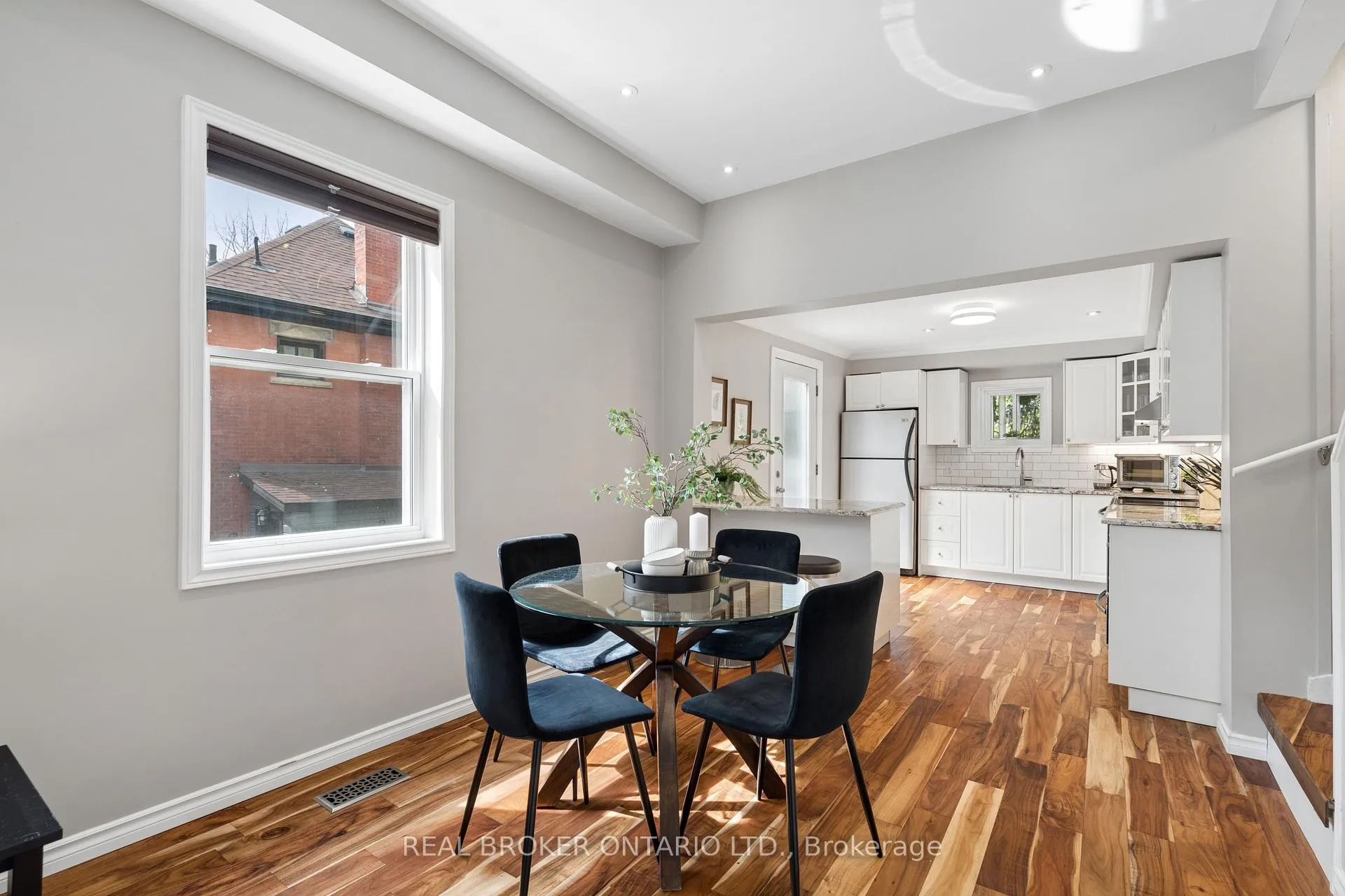 Photo 15 of 26 Dublin Street N, Guelph, Downtown — HOMEH